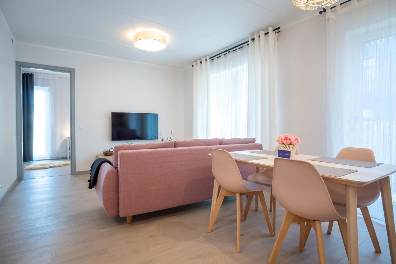 Dream Stay - Brand New Apartment With Balcony & Free Parking Таллінн Екстер'єр фото